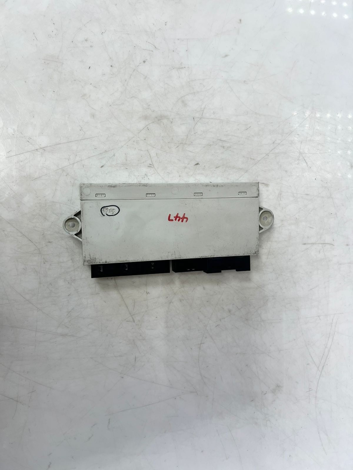 2001 BMW 740i 7 Series E65 E66 Door Control Module 6958447 OEM
