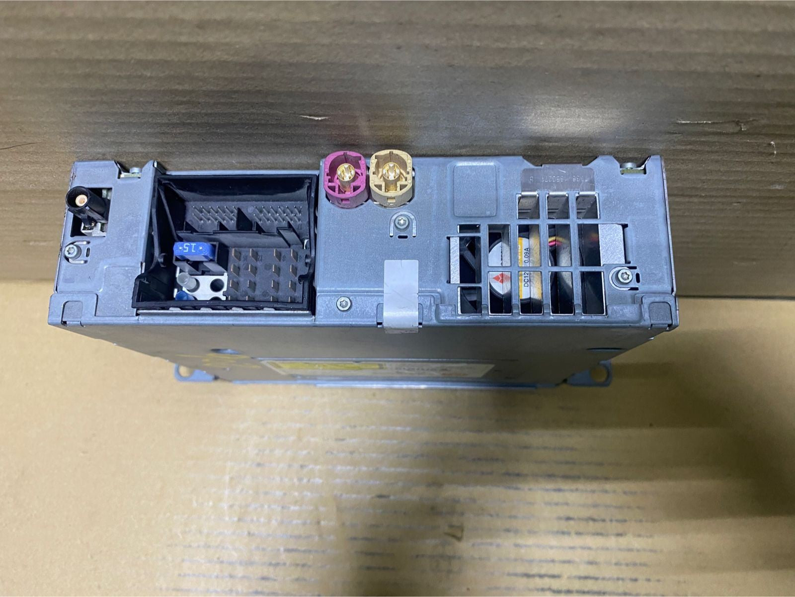 BMW Radio Player Head Unit 9237206 5 Series F07 F10 F11 F18 and 7 Series F01 F02
