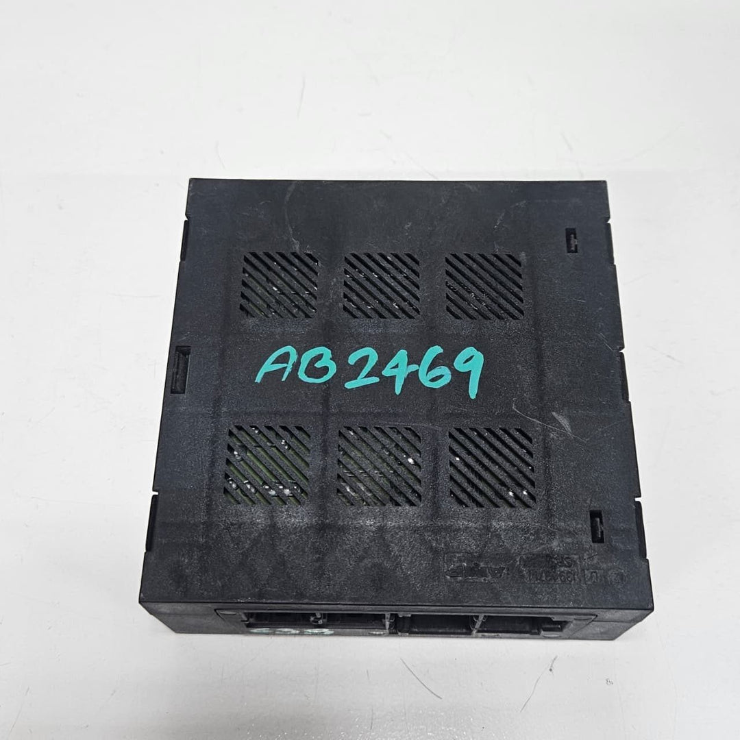 2004-2005 BMW  745i 750i Integrated Supply Module 7510638