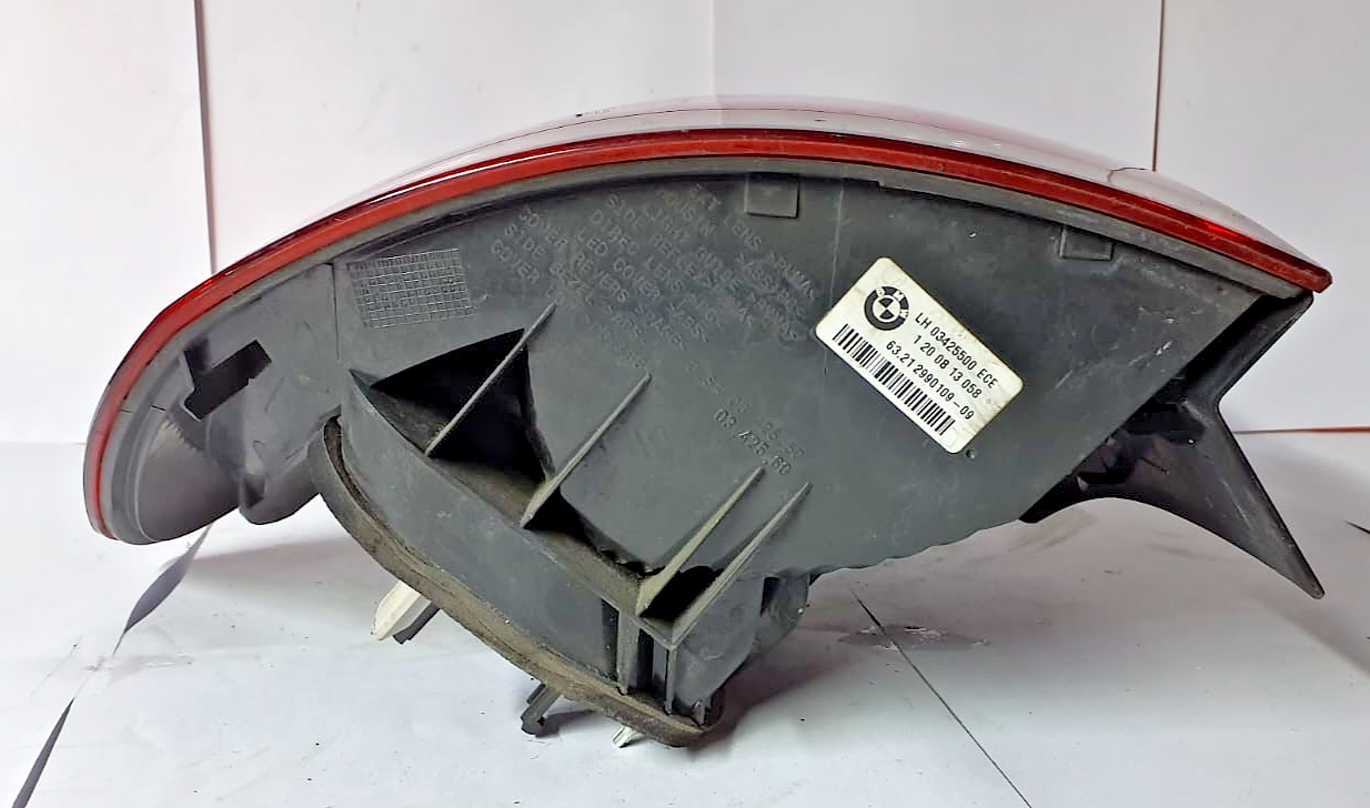 BMW X1 E84 LCI REAR OUTER LIGHT DRIVER Left OEM 2990109