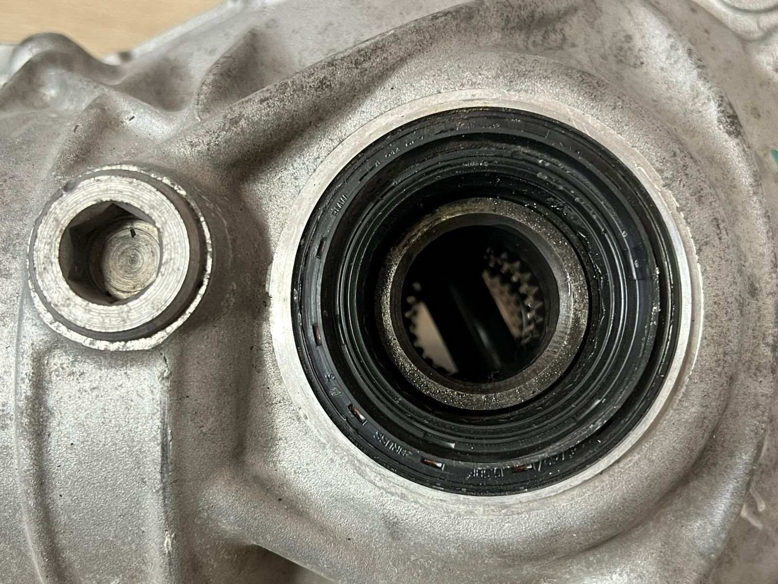 BMW 3 Gran Turismo F34 Front Differential 7591995 2.81 Diesel 135kW 2013