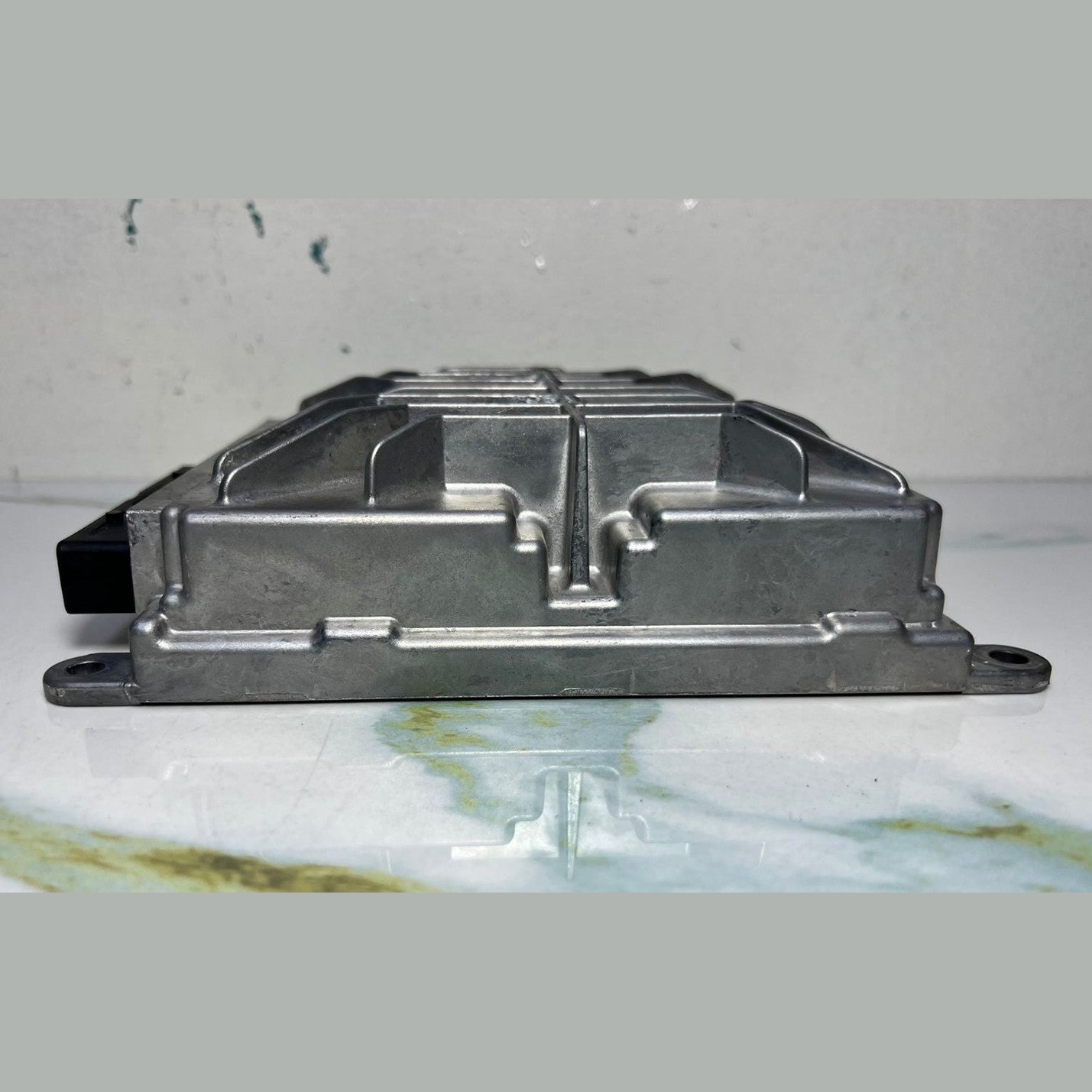 Mercedes-Benz Radio Amplifier A2139004435 E-Class W213 S-Class W222.