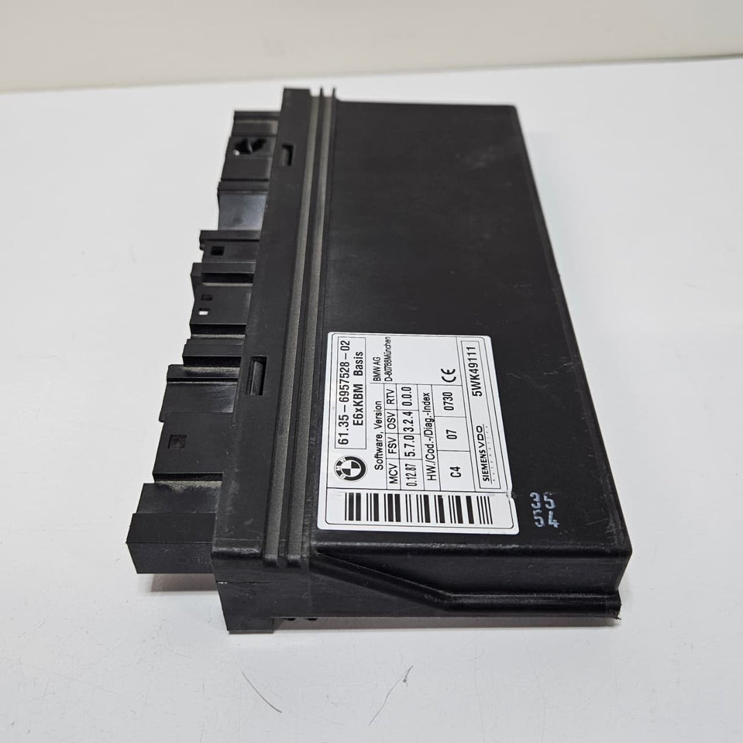 2004-2005 BMW 530i Body Control Module 6957528