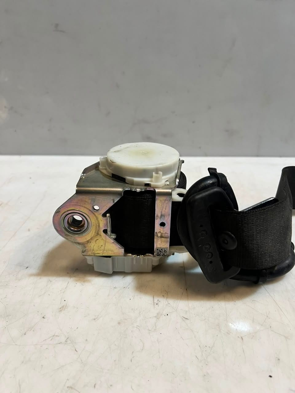 2017-2021 BMW i3 Rear RIGHT Seat Belt 34128955 OEM