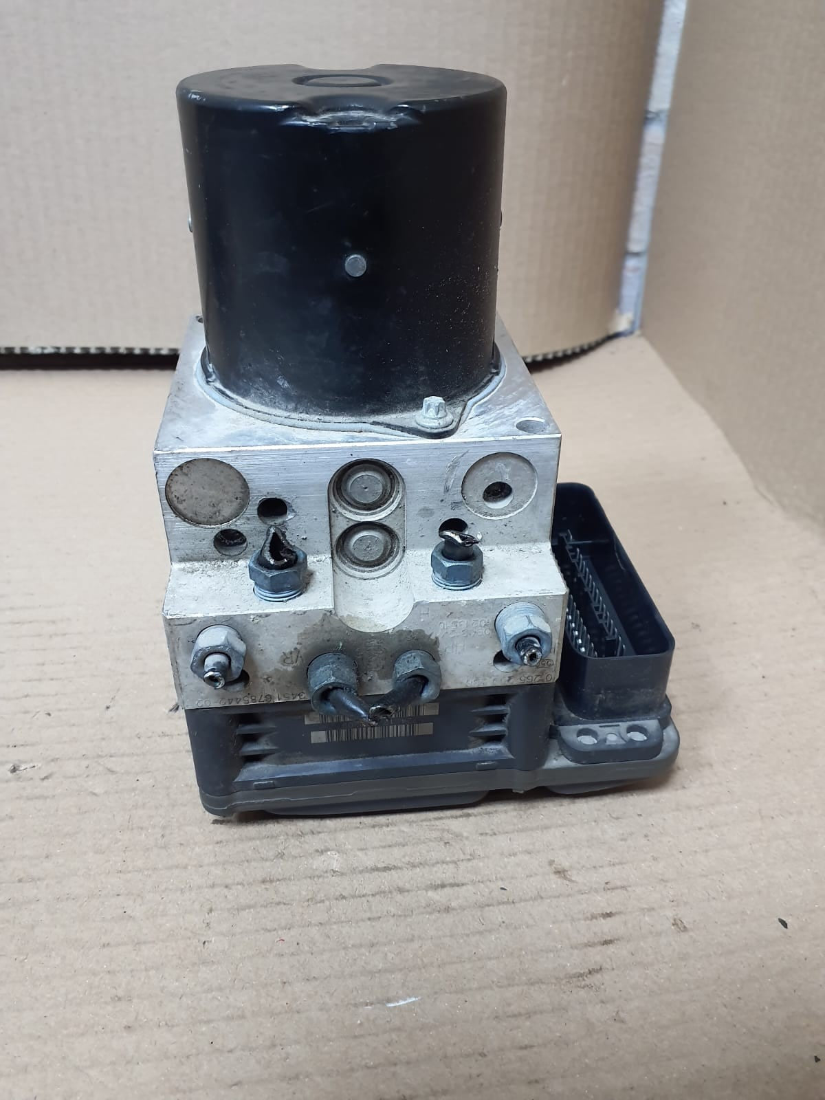  BMW 7' F01 F02 F03 F04 740i ABS Pump Brake Hydro Control Unit Module 6792480