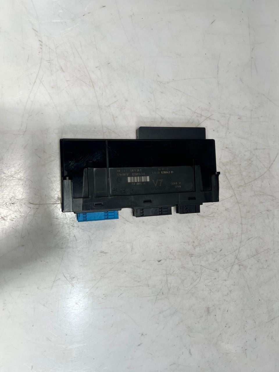 BMW 5 Series F10 F11 6 Series F12 F13 Body Control Module BCM 9286943 OEM