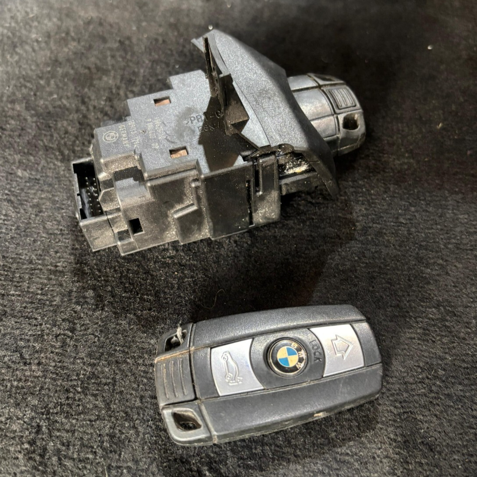 BMW X1 20iX 2011-15 E84 N20 ENGINE CONTROL UNIT COMPLETE SET  DME - 8610678