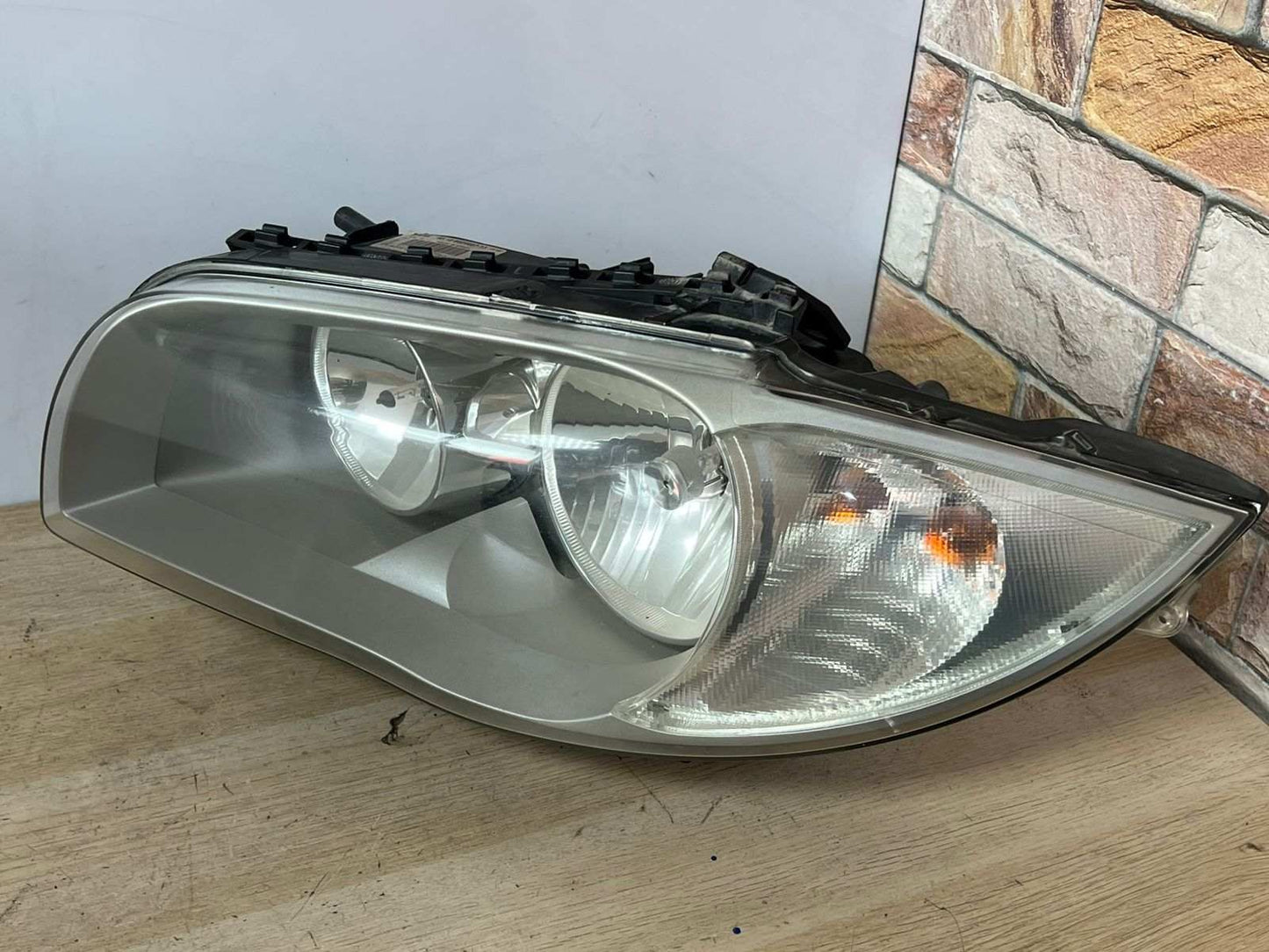 BMW Headlight 6924487 1 Series E81 E87 left side Halogen, without xenon