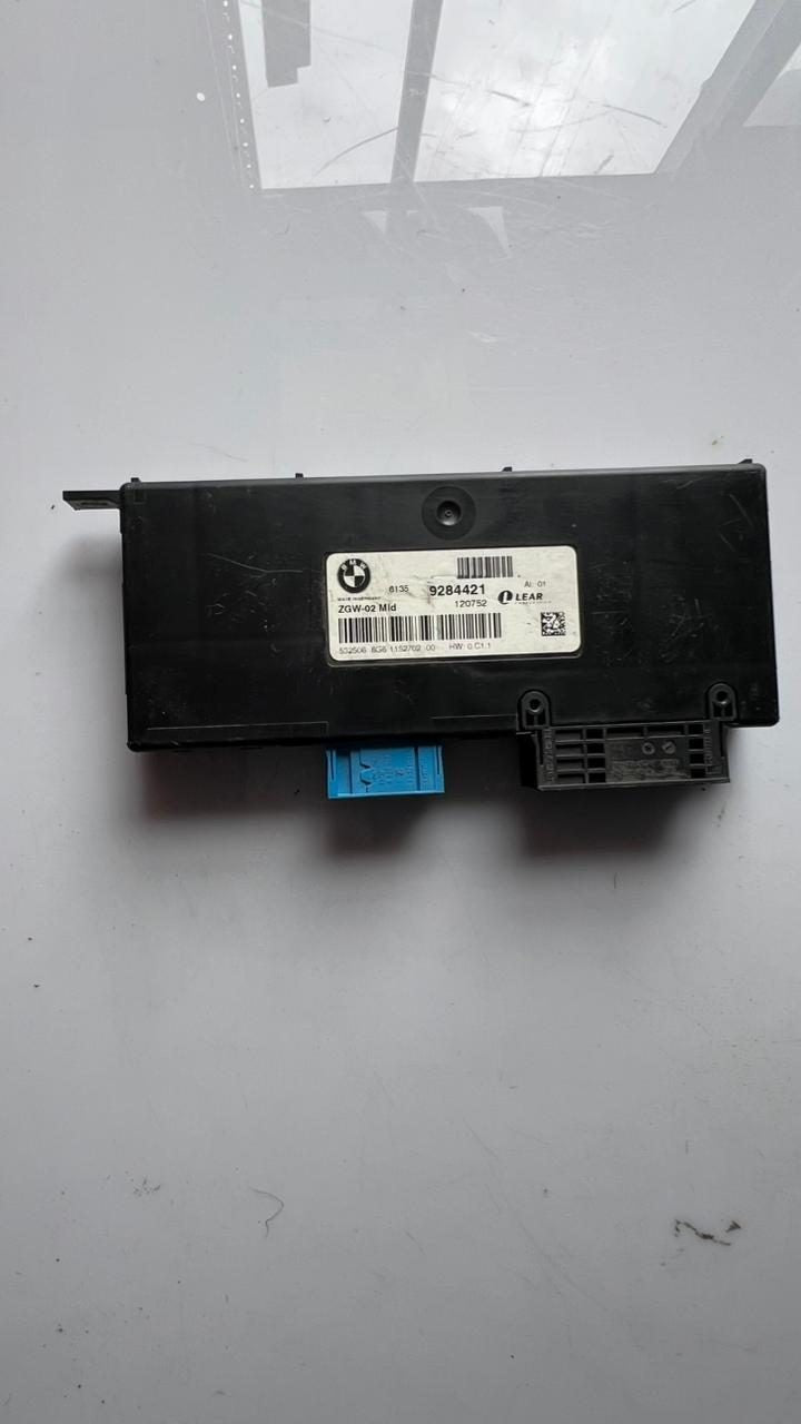 2011-2015 BMW 535i Gateway Control Module 9284421 F10 F11 5
