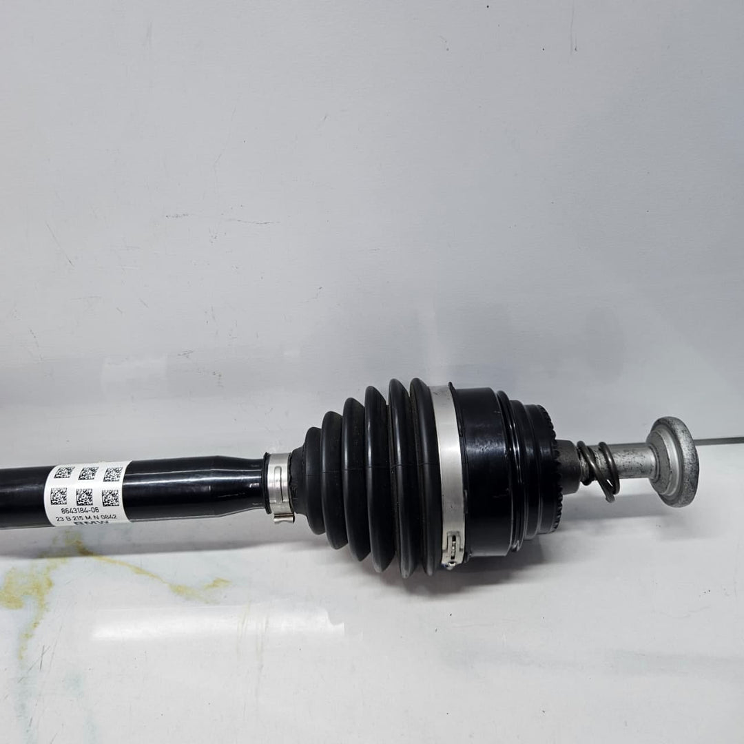 2017-2023 BMW X3 G01 X4 G02 Front Right Drive Shaft 8643184