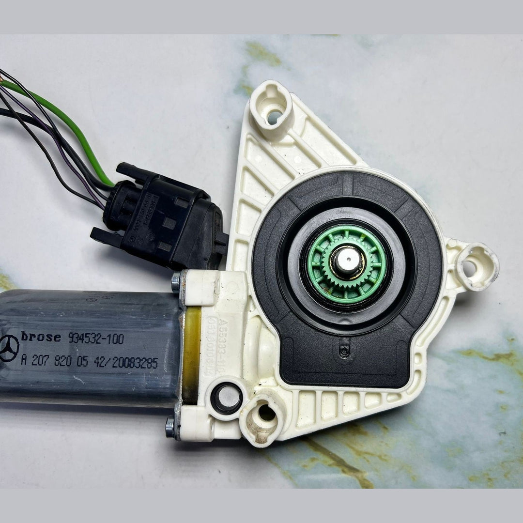 10-14 Mercedes-Benz W207 E-Class  Window Motor Front Left Side A207 8200542 OEM