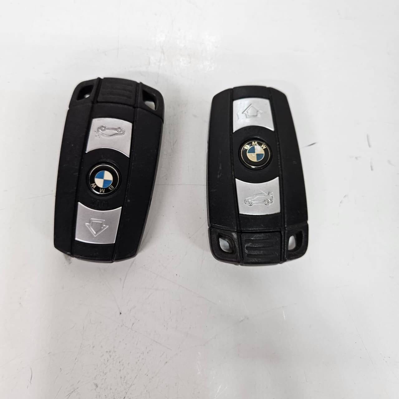 7587164-2007-2008 BMW 328i N52 Engine Control Module MSV80 Siemens DME Key Set