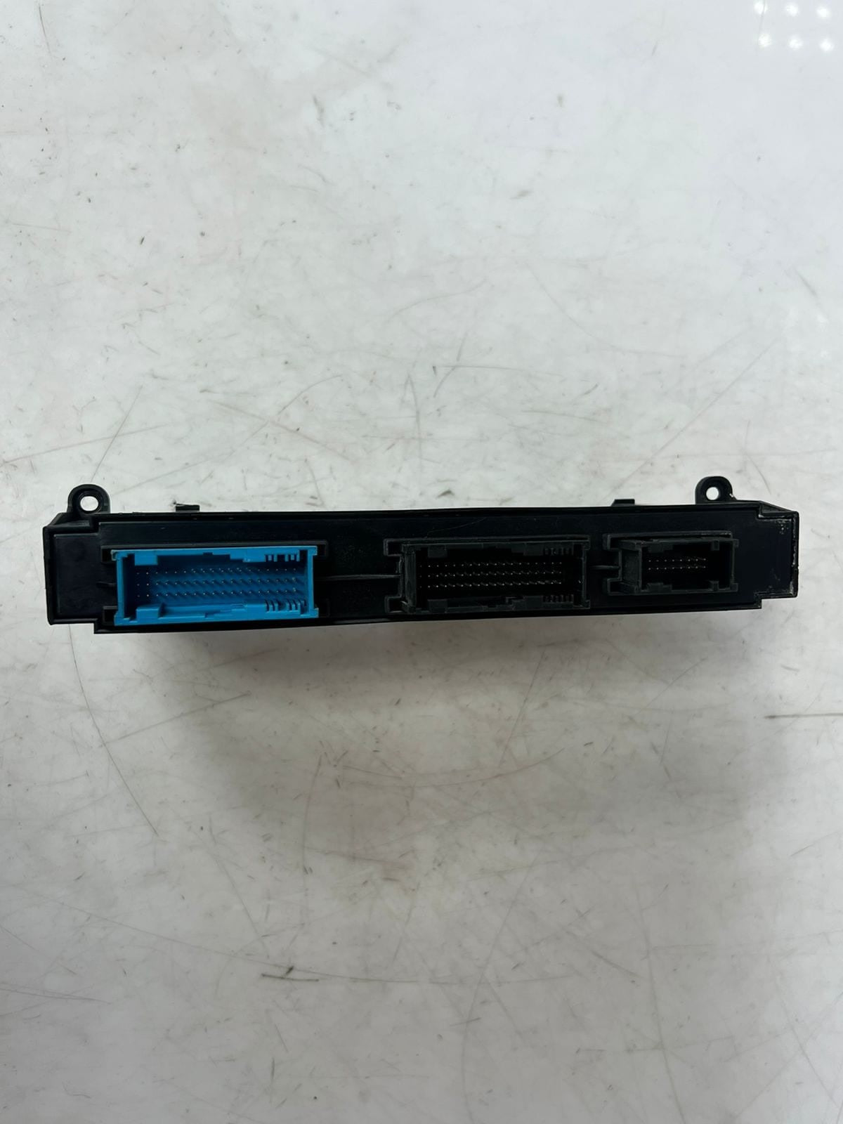 BMW 5, 3 Series F10 F11 E90 E91 E92 E93 Body Control Module BCM 9228491 OEM