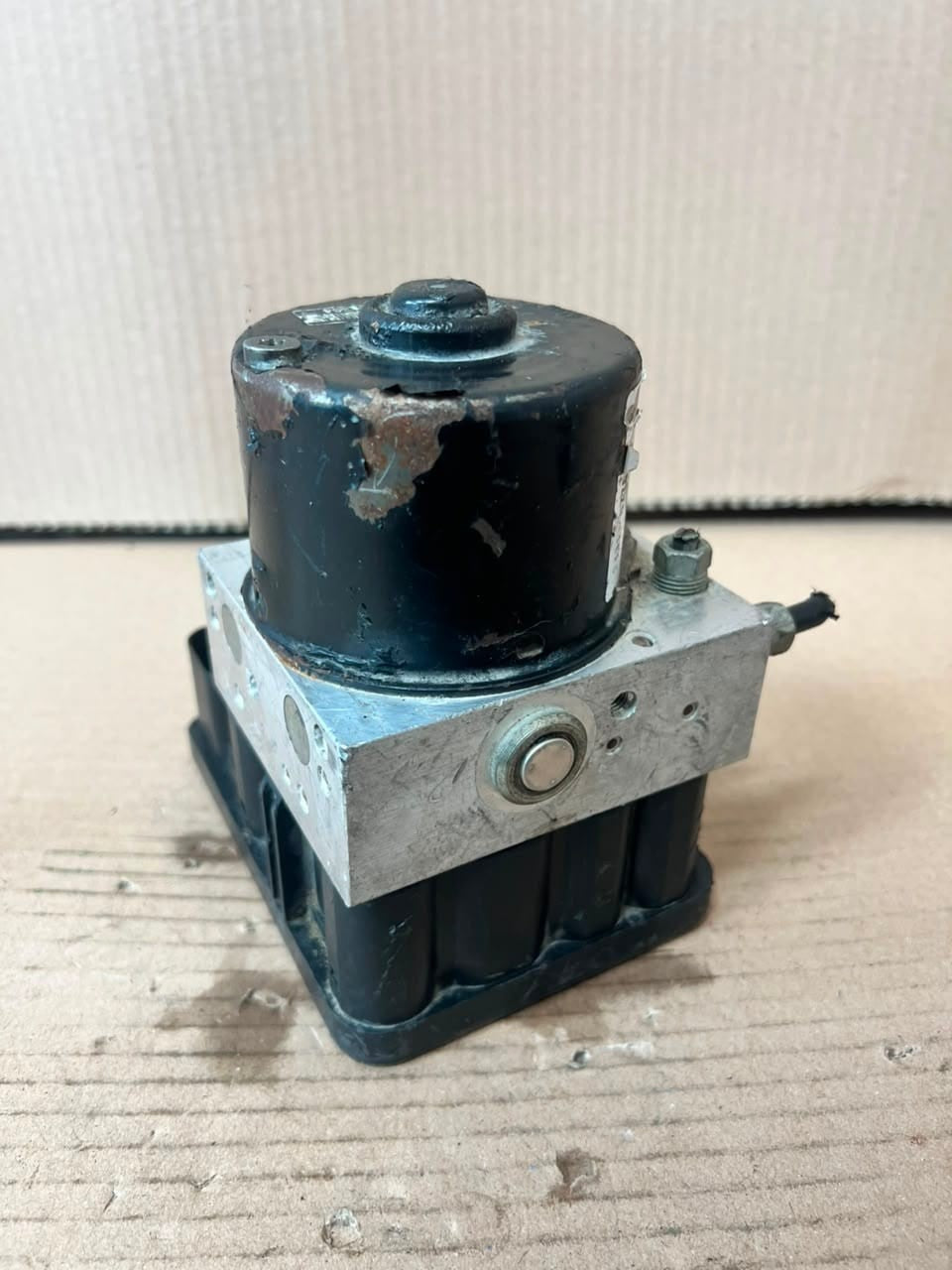 2005-2007 BMW E87 E92 E90 E91 330i ABS Pump Module Assembly 6778164 OEM