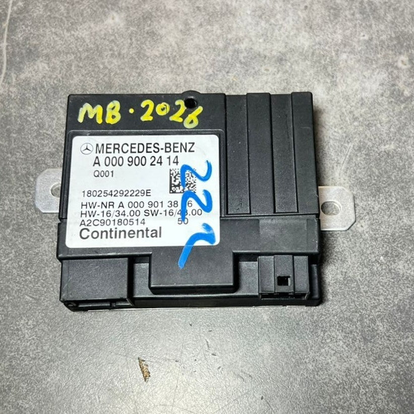 2015-2020 Mercedes S-Class W222 W205 Fuel Pump Control Module A000 9002414 OEM