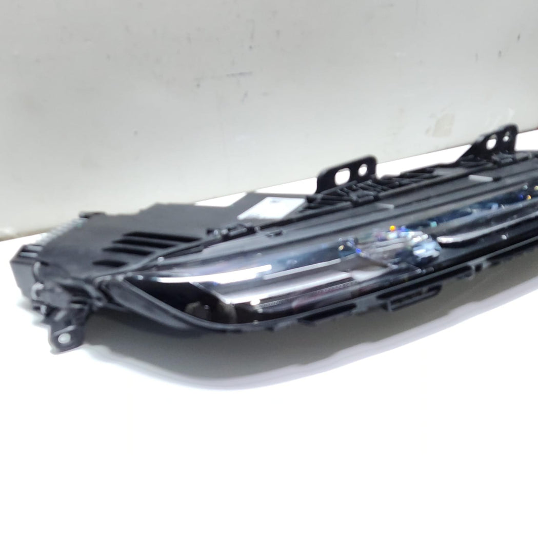 Genuine 2023-2025 BMW i7 Headlight Upper CRYSTAL 9879936 7 Series G70 i7 