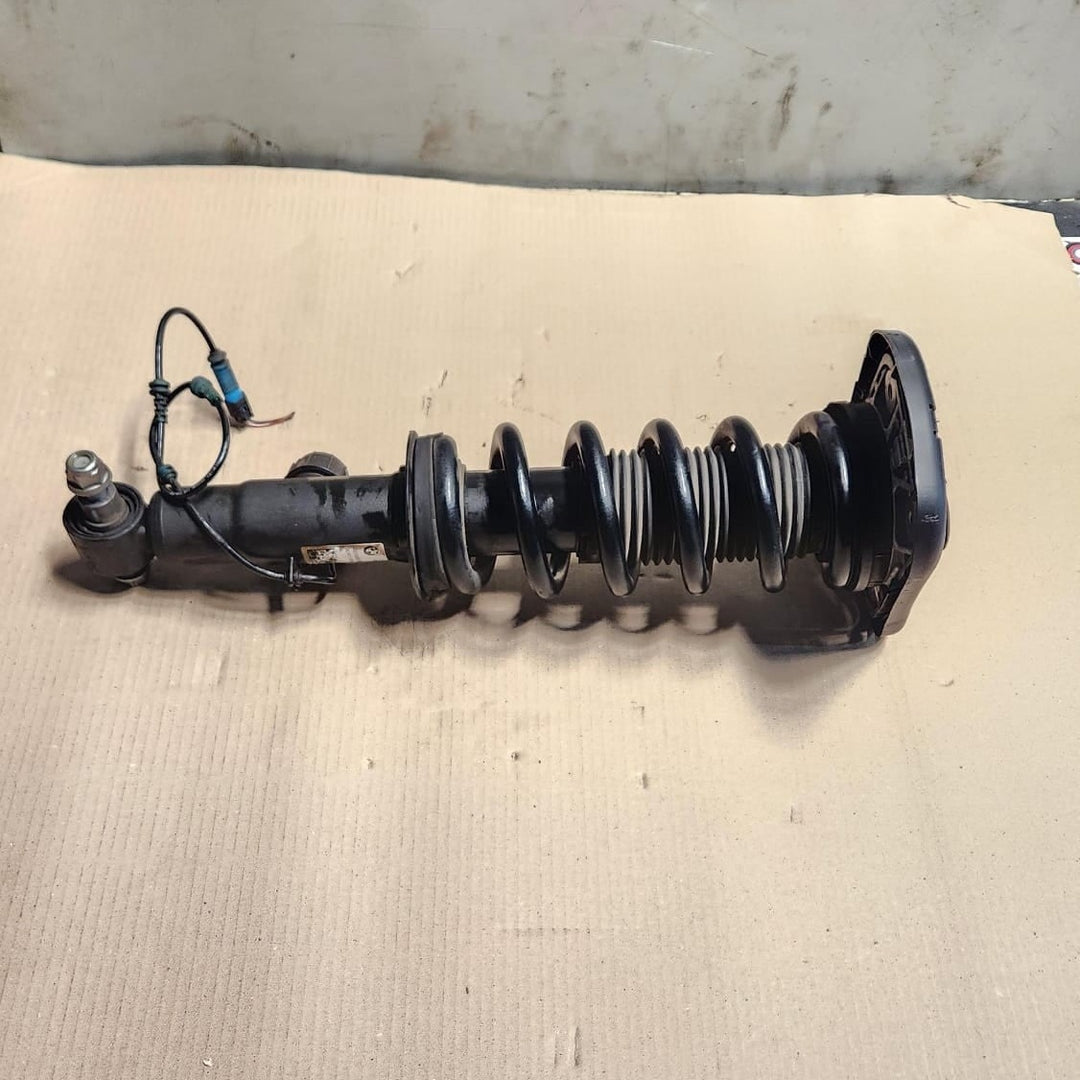 2019-2023 BMW X5 G05 Shock Absorber 6869023 X5 G05 REAR LEFT 