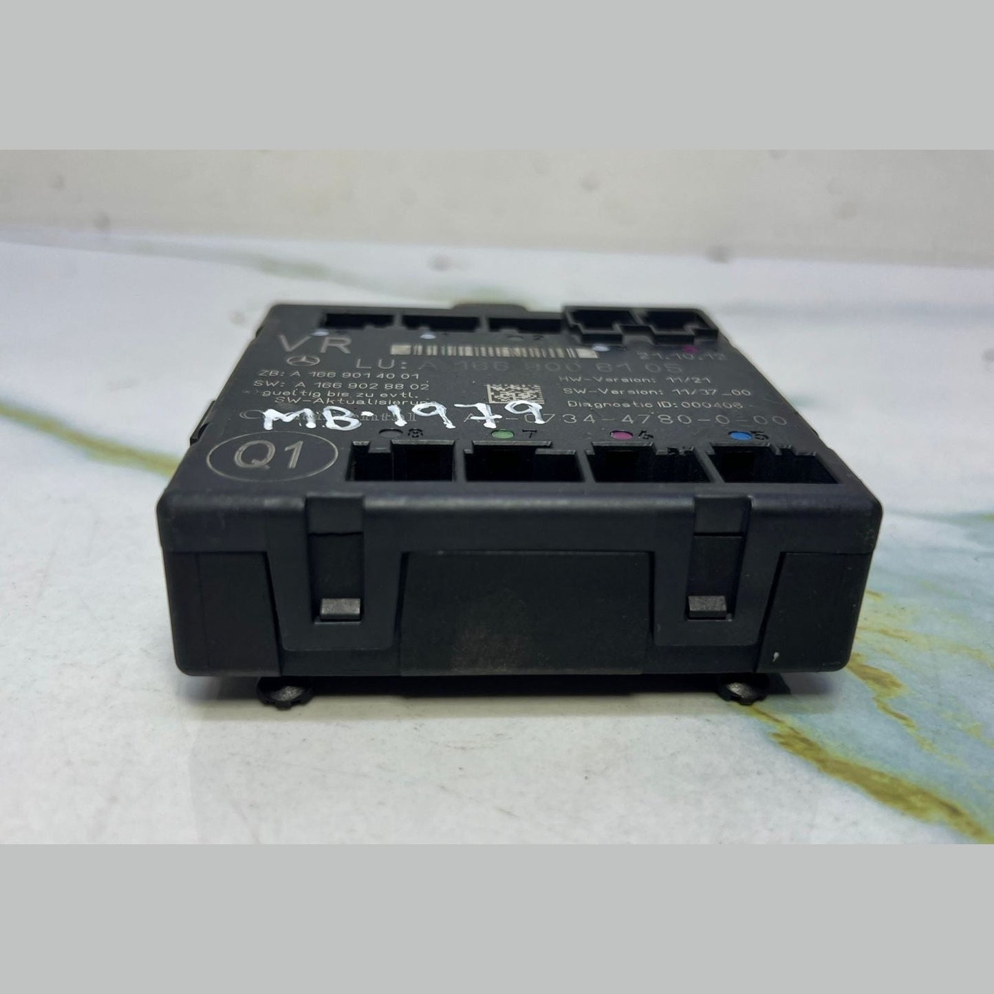Mercedes-Benz W166 ML GL Door Control Module A1669006105