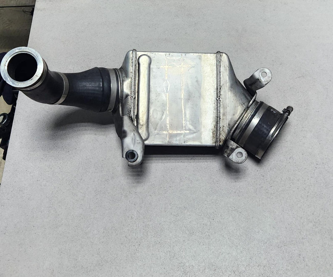 2008-2019 BMW X6 Intercooler 7575406 F01 F02 F04 F10 E70 F15