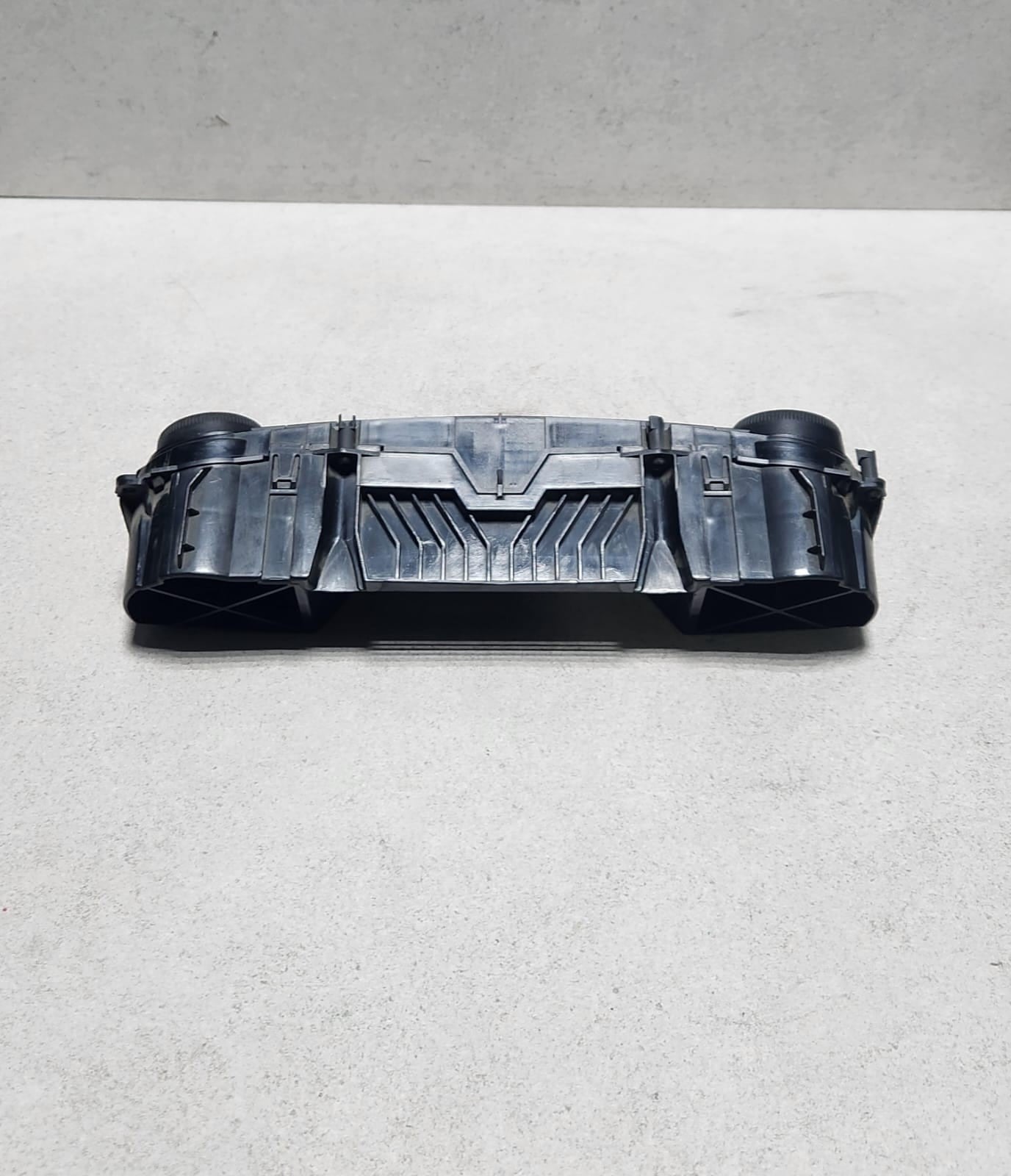 Mercedes-Benz Climate Control Panel 2118300890 W211 E-Class and S211 E-Class