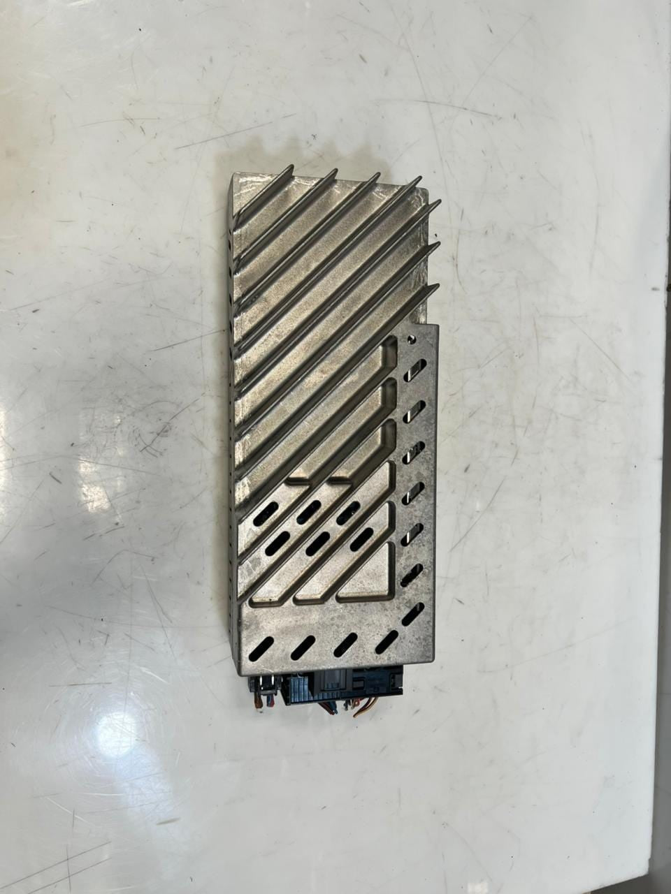 2010-2015 BMW 750i 7' F01 F02 F03 F04 HARMAN xDrive Audio Amplifier 9320144