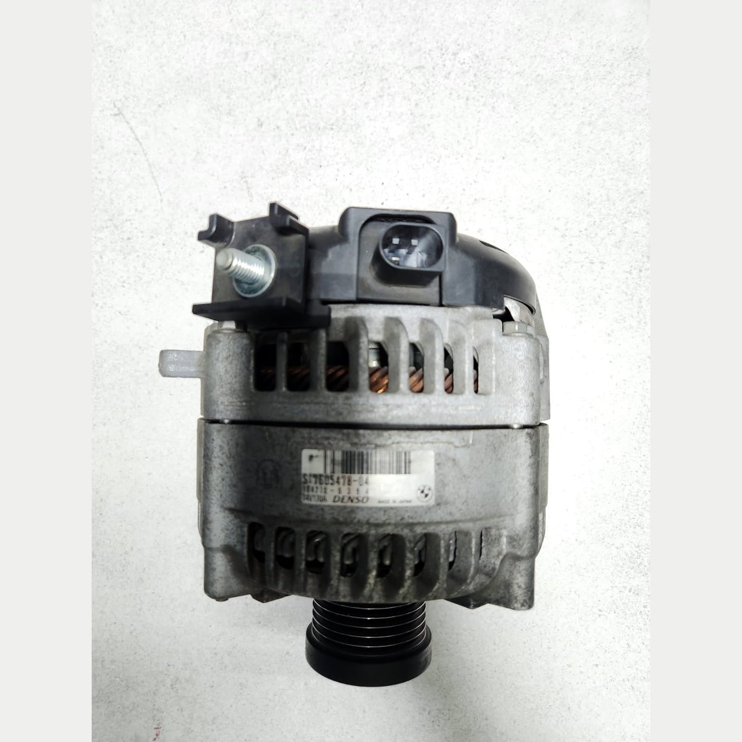 2014-2016 BMW 520i Alternator 7605478 F10 F11 F20 E84 320i 520i 528i series