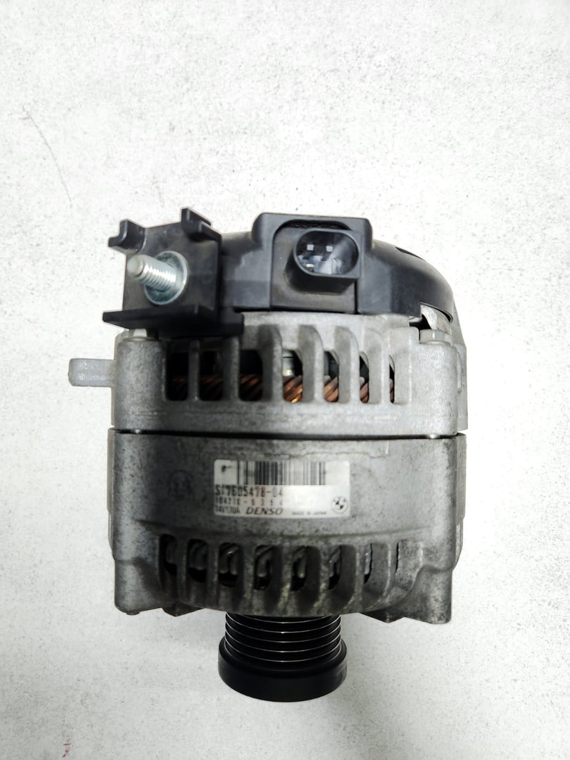 2014-2016 BMW 520i Alternator 7605478 F10 F11 F20 E84 320i 520i 528i series