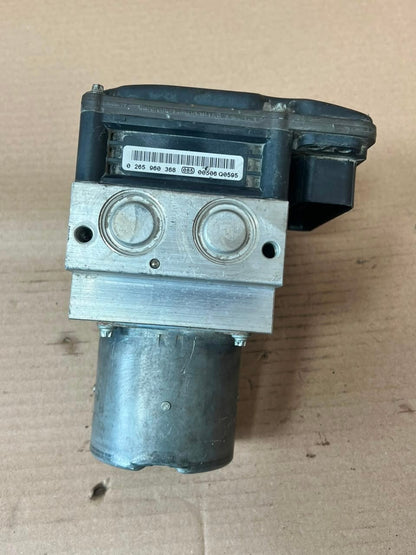 BMW F01 F02 7 Series F07 5 Series GT Abs Anti-Lock Brake Pump Module 6797036