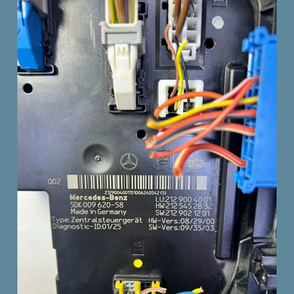 2010-2016 Mercedes-Benz E350 Rear Fuse Relay Box Sam Assy 212 9004001 W212 E550