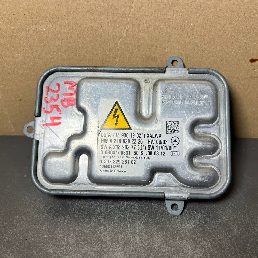 Mercedes W218 CLS Xenon Light Headlight Control Module Unit A218 9001902 OEM