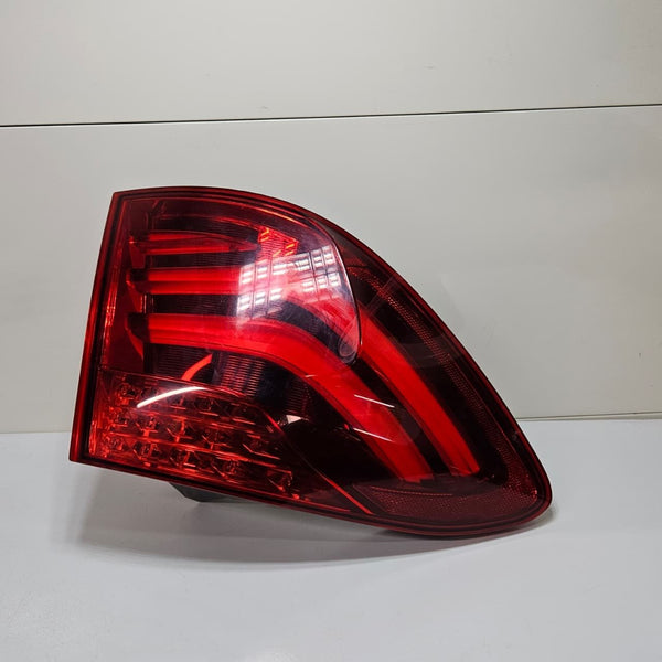 OEM BMW 5 Series GT F07, Rear Taillight 7199643 2015