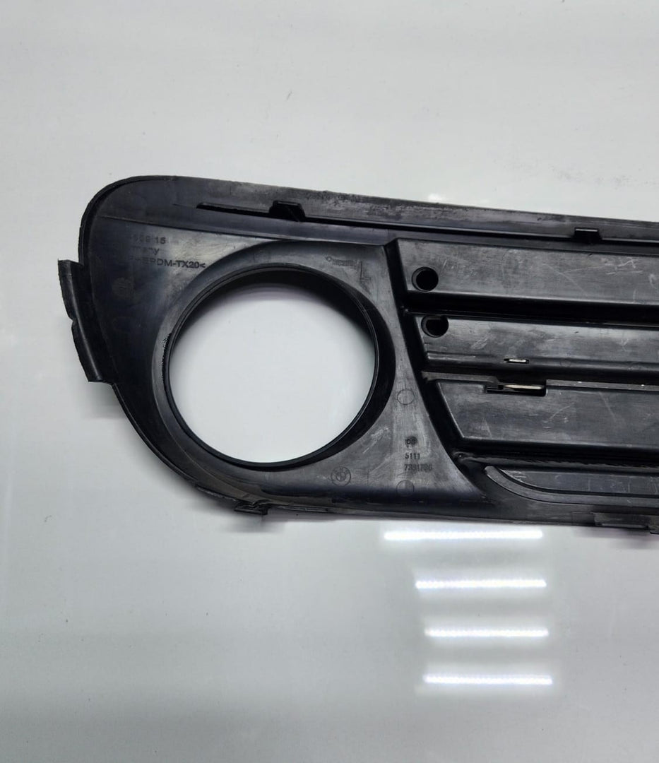 2011-2016 BMW 528i Fog Light Grille 7331735 F10 and F11 5 Series OEM