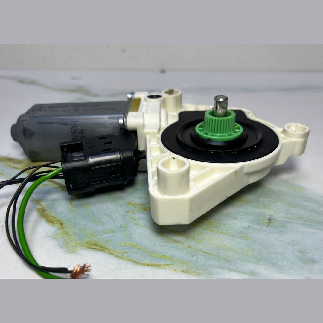 10-14 Mercedes-Benz W207 E-Class  Window Motor Front Right Side A207 8200642 OEM