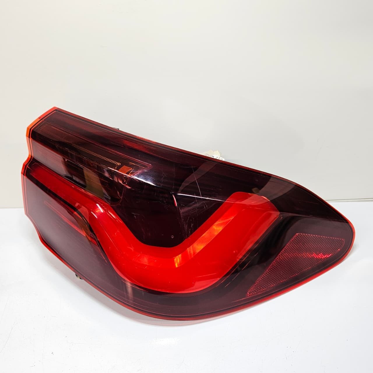 2018-2023 BMW X2 F39 xDrive RIGHT Tail Light F03688100