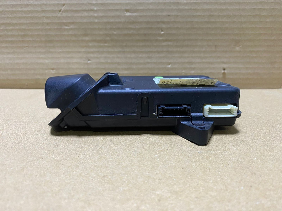 2008-2014 BMW X6 Rear View Backup Camera 9139864  X5, X6.