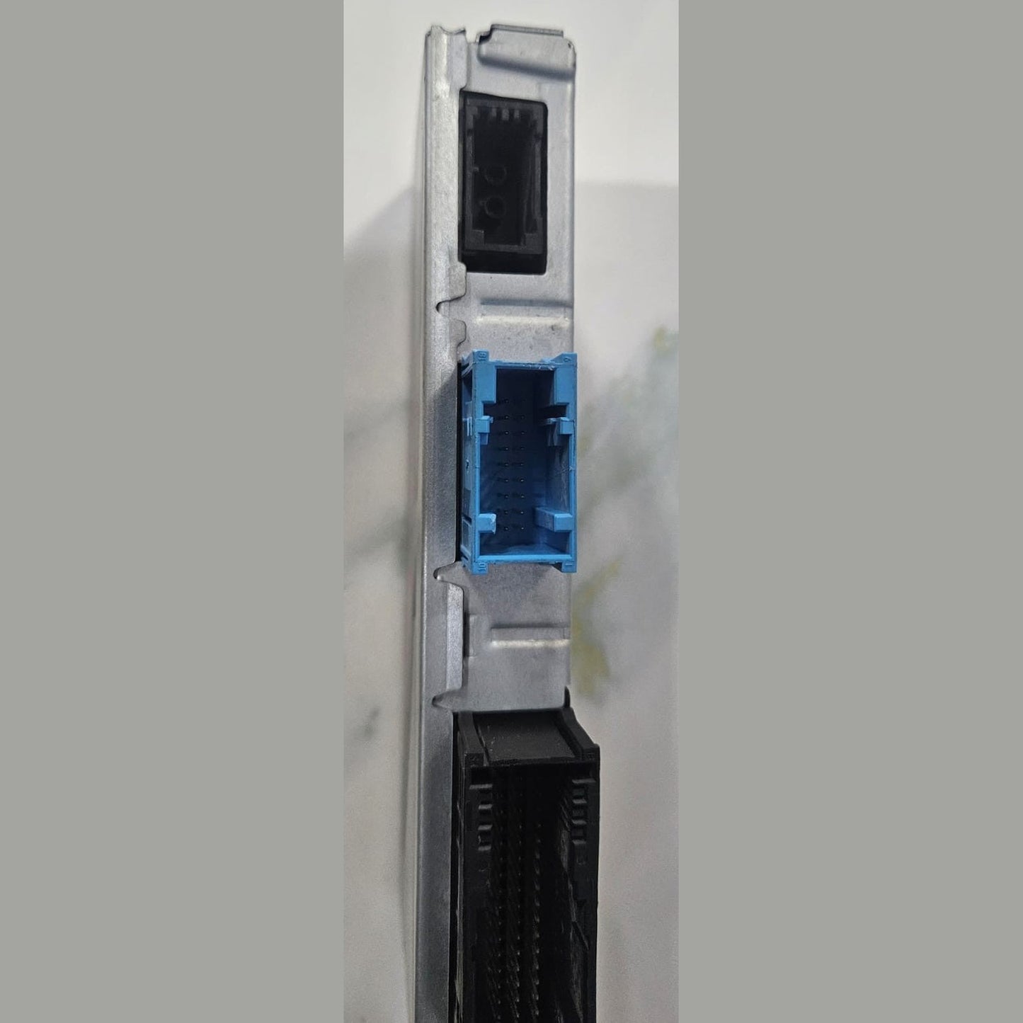 OEM BMW F01 F02 F06 F07 F10 F11 F12 Central Gateway Module ZGW-01 HIGH 9247397