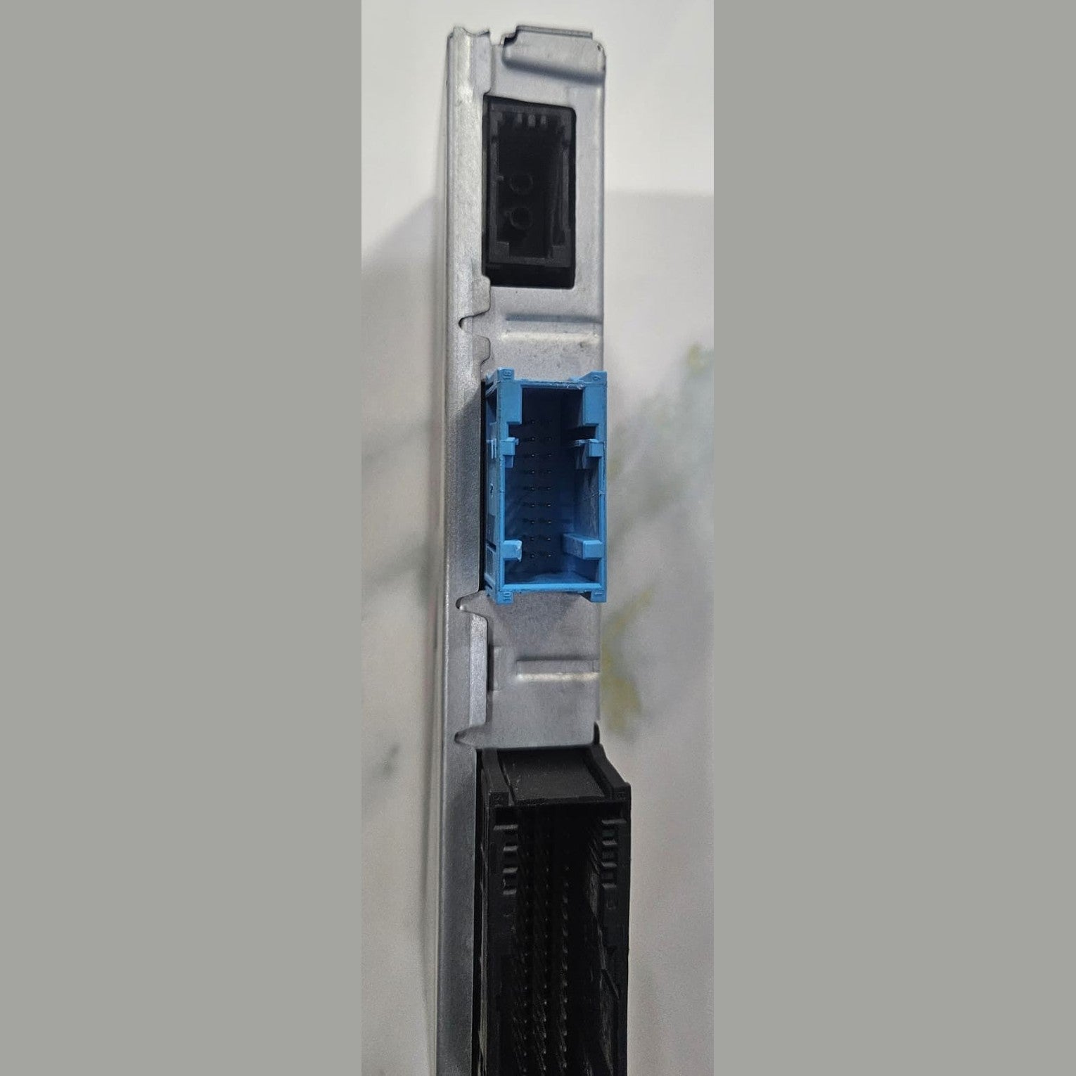 OEM BMW F01 F02 F06 F07 F10 F11 F12 Central Gateway Module ZGW-01 HIGH 9247397
