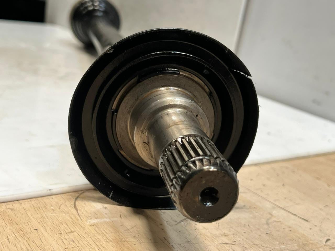 2014-2016 BMW 435i F32 Rear RIGHT Axle Shaft 7597678