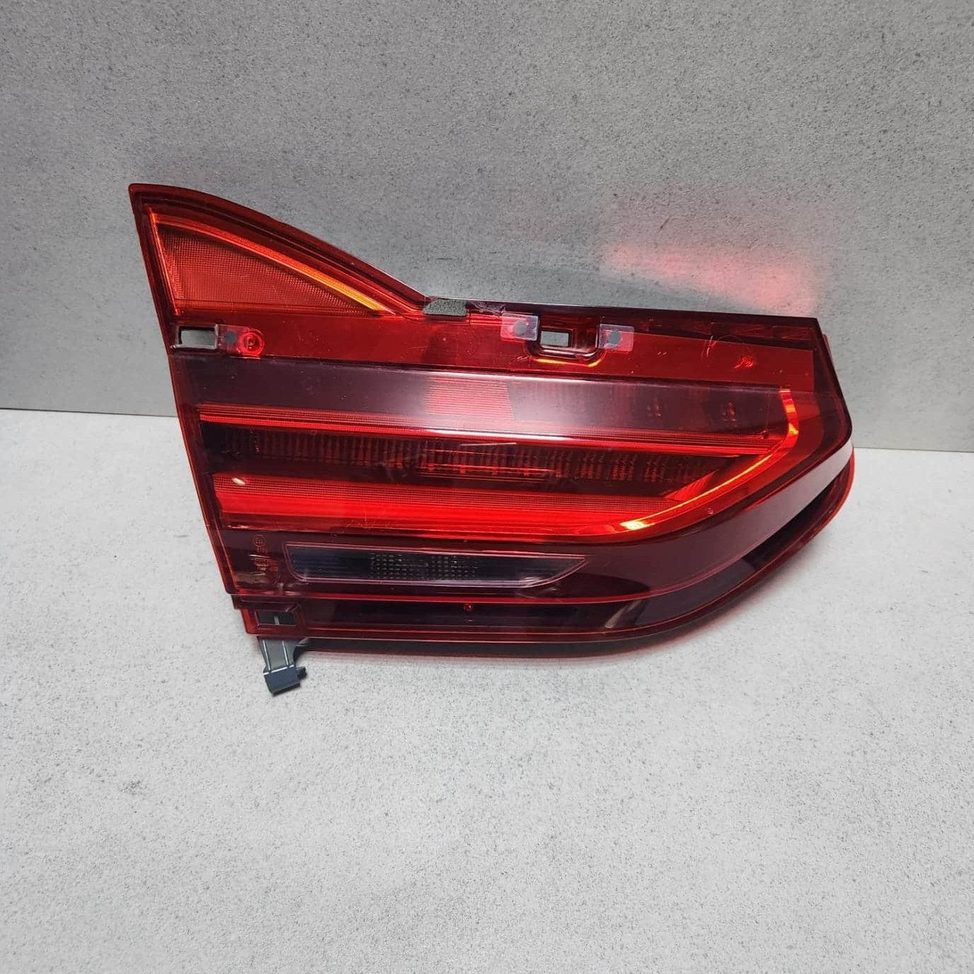 2016-2019 BMW 740i Rear Left Inner Taillight 7342967 7 Series G11 G12 740i 