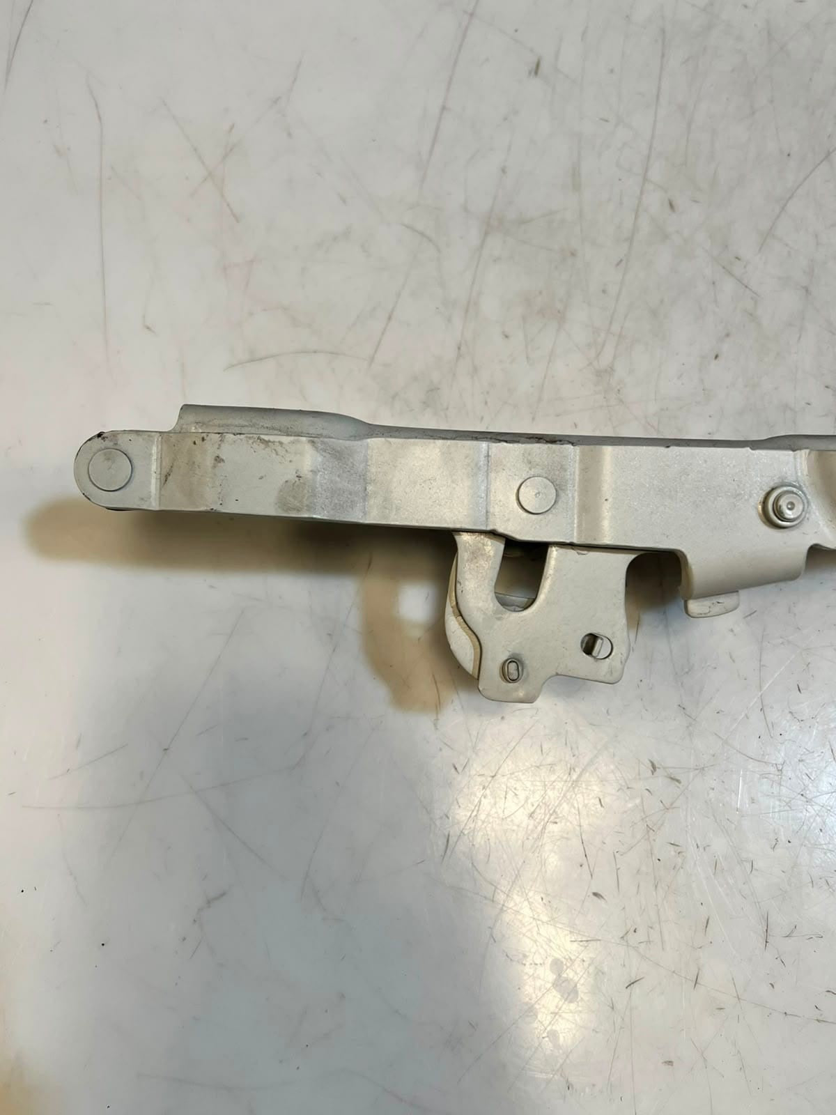2012-2016 BMW 5 Series F10 F11 650i Bonnet Hood Hinge 7249887 OEM