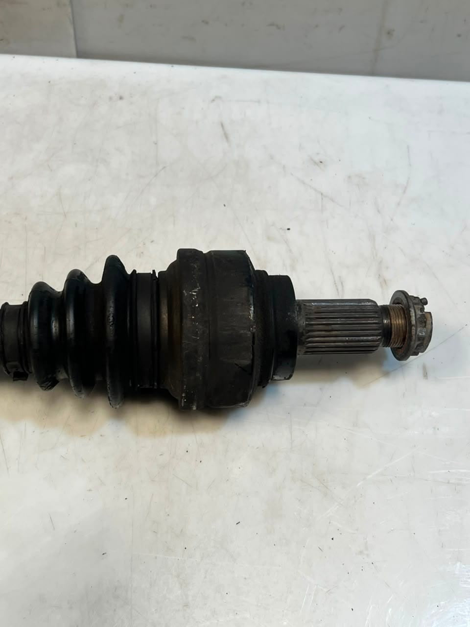 2013-2015 BMW F20 N13 F30 118i Rear Left Driveshaft 7628251 LHS 