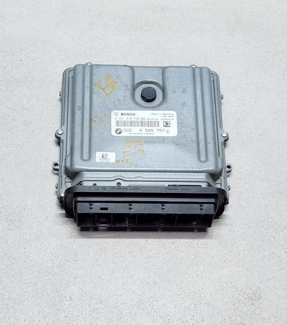 BMW 5 7 Series F07 F10 F01 F02 Engine Control Unit N57 D30A Diesel 8509757 OEM  