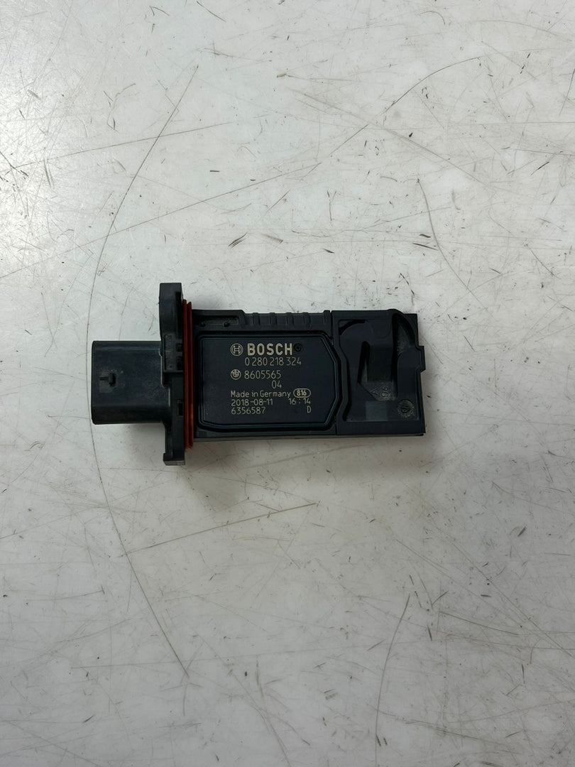2017-2020 BMW 230i X3 X5 F22 F3X G30 G12 G01 G02 Mass Air Flow Sensor 8605565