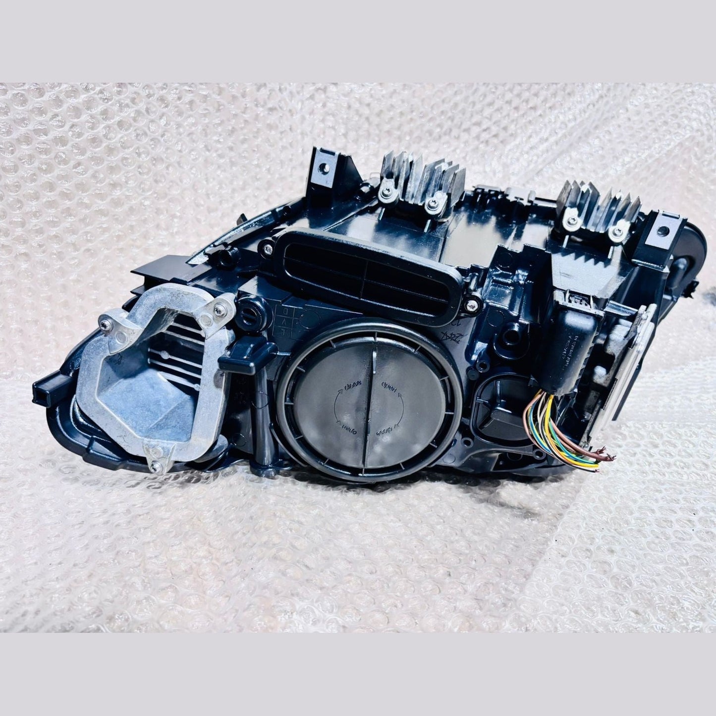 Bmw 5 Series F10 520i 528i 535i 530i RHS Headlight Xenon Daynamic RHD 7203254