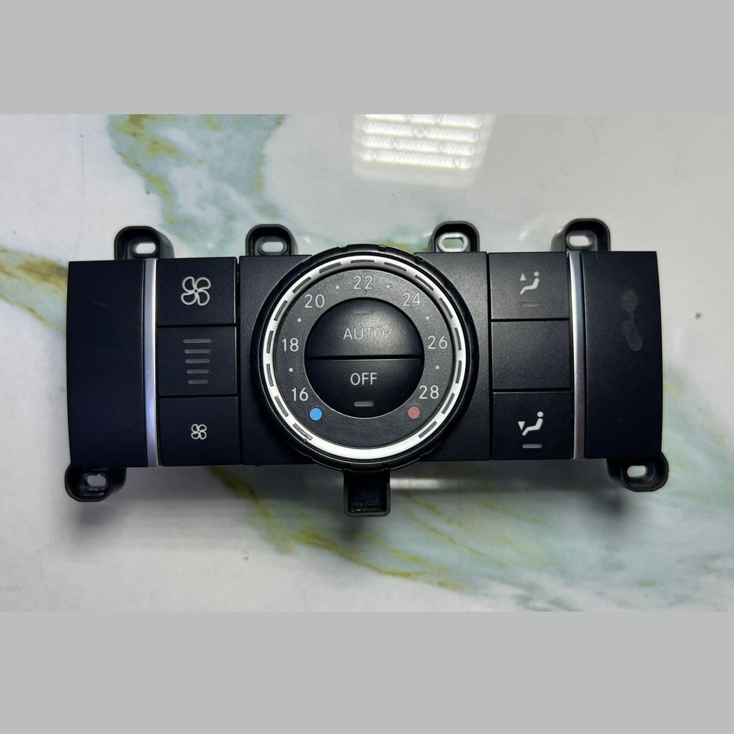 Mercedes Rear Climate Control Panel A1669001305 ML W166 GL W166