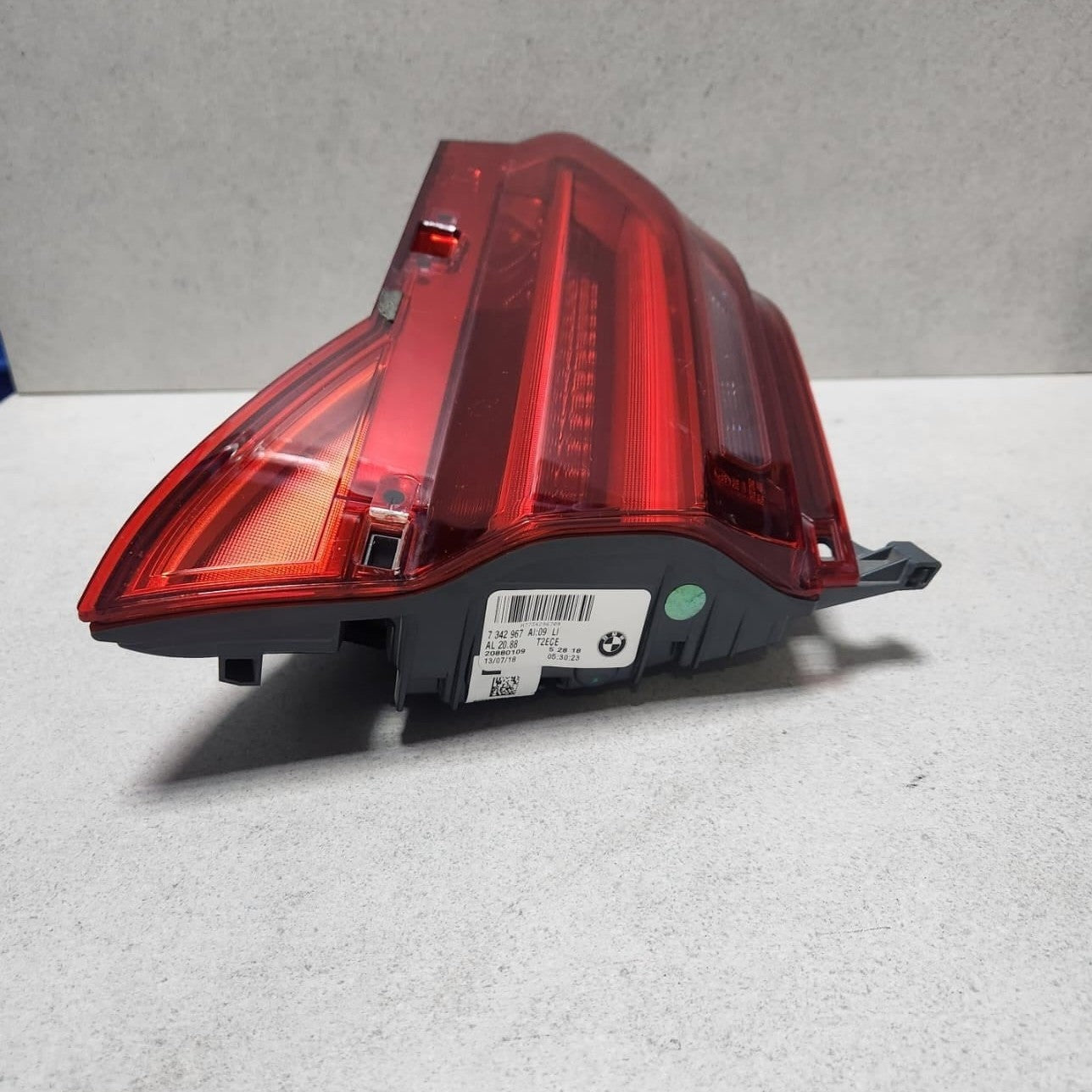 2016-2019 BMW 740i Rear Left Inner Taillight 7342967 7 Series G11 G12 740i 
