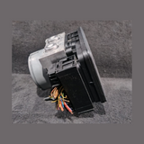 BMW 4 COUPE  F32 180kw  ABS ANTI -LOCK BREACKING SYSTEM  MODULE PUMP - 6866210