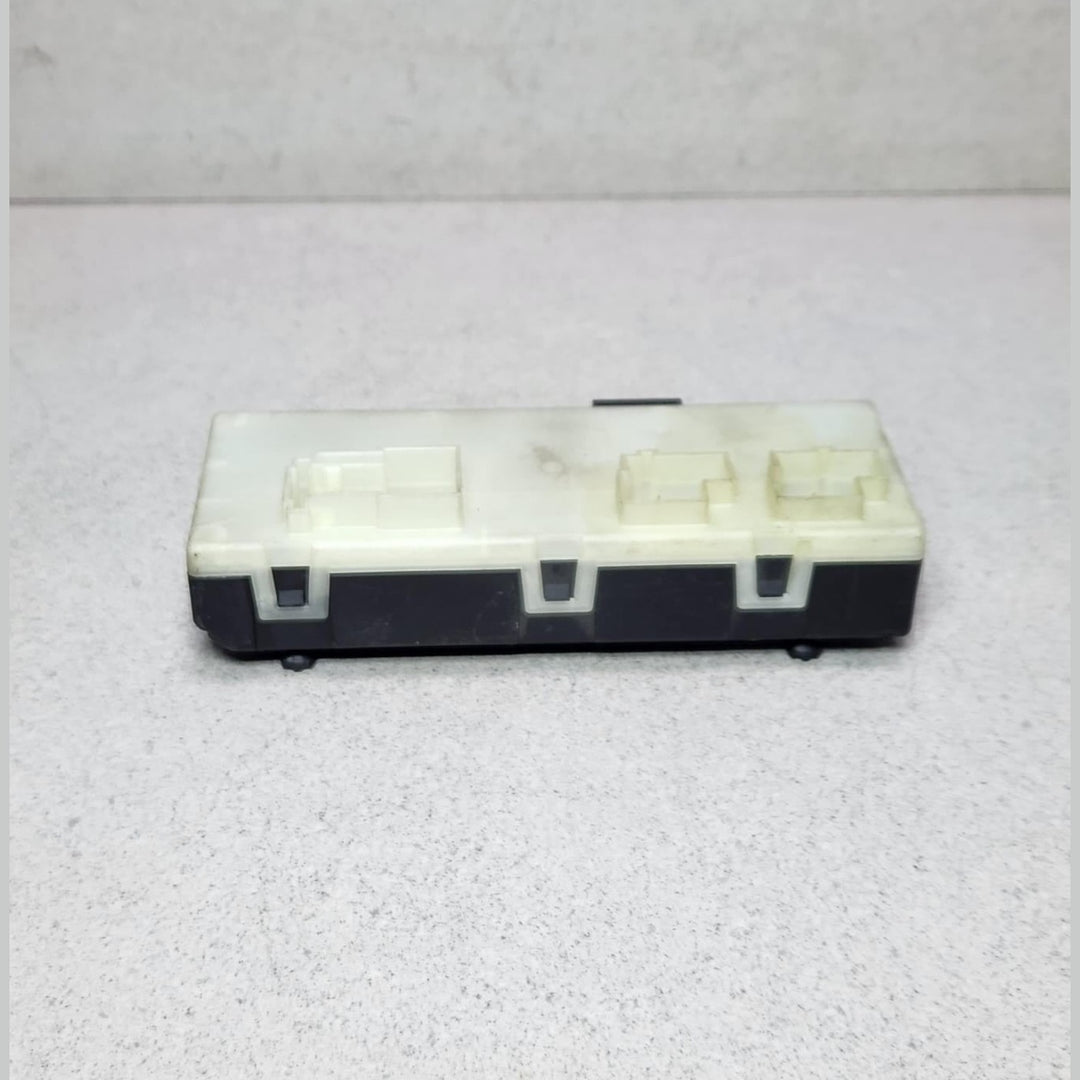 BMW 730Ld xDrive Tailgate Control Unit 7477720 7 Series G11 G12 OEM