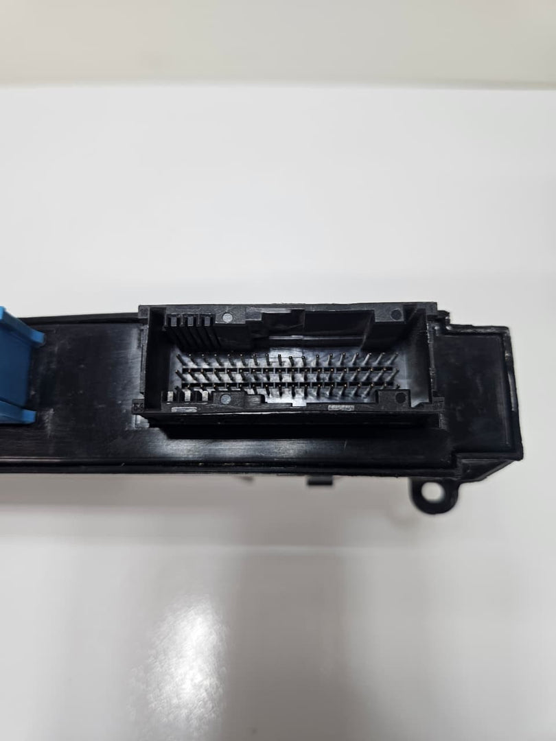 BMW 1 Series E87 ECU Body Control Module H2 Junction Box PL2 JBBFE II 9187539