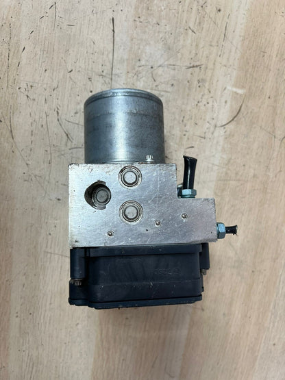 2010-2016 BMW 535i F07 DSC Anti Breaking System xDrive Abs Pump Module 6853400